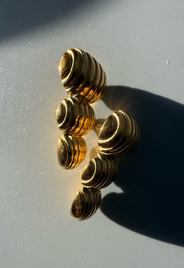 Golden Cascade Earrings – Perfectly Layered Culture Elegance in Gold