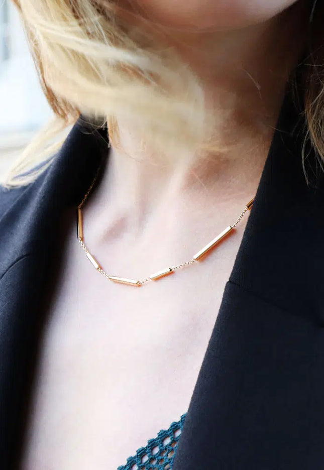 MINIMALIST GOLD BAR CHAIN - NECKLACE In Solid Non-Tarnish Stainless Steel With 18K Gold-Plate