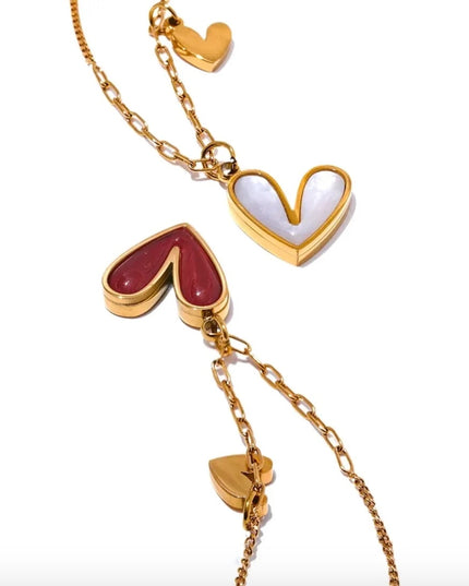 Twin Heart Necklace – A Delicate Symbol of Love & Connection