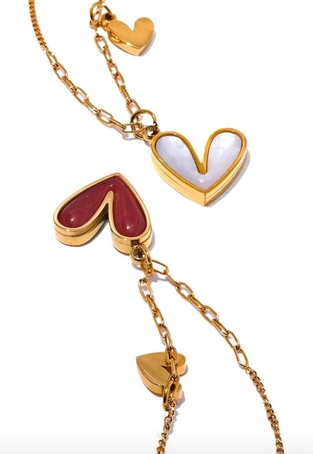 Twin Heart Necklace – A Delicate Symbol of Love & Connection