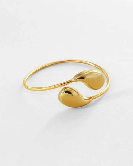 AURA FLOW CUFF WITH 18K GOLD PLATE