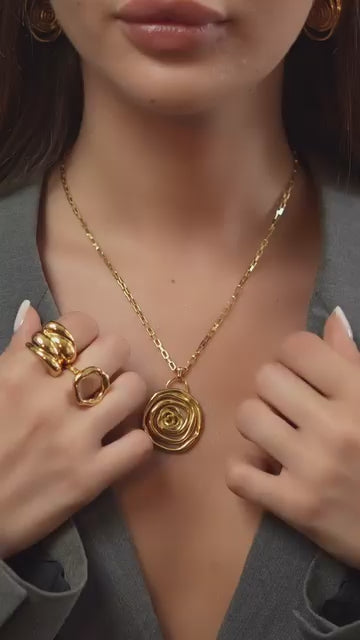 THE SPIRAL SET