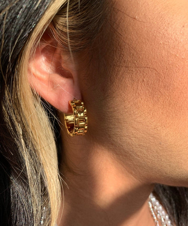 CLASSIC FRENCH LUXE HOOPS  In Solid Stainless Steel 18K Gold-Plate