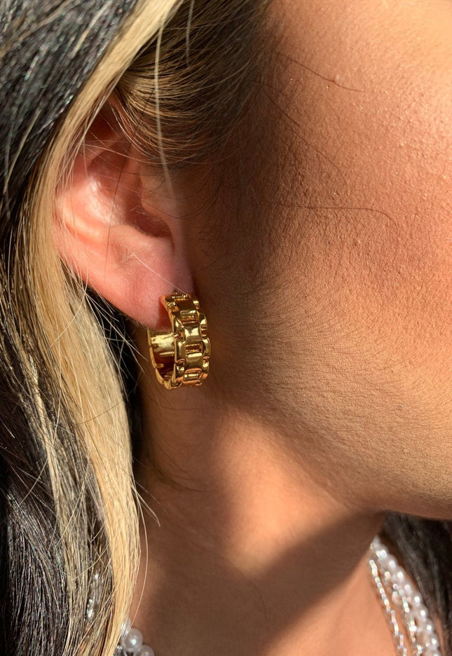 CLASSIC FRENCH LUXE HOOPS  In Solid Stainless Steel 18K Gold-Plate